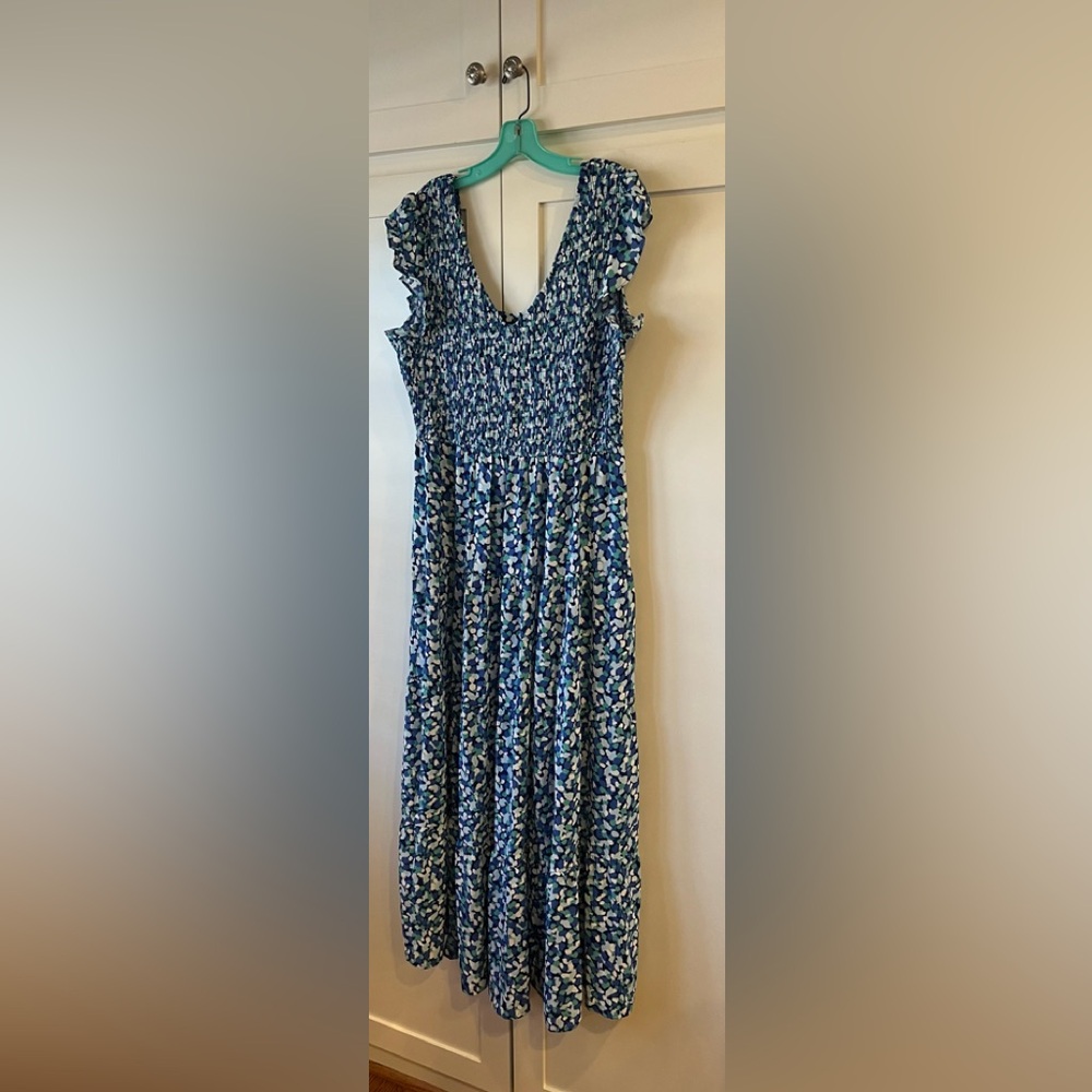 NWT Fashion brand flowy and feminine blue green print maxi dress.